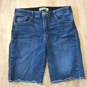 Democracy Bermuda shorts!!! Good condition